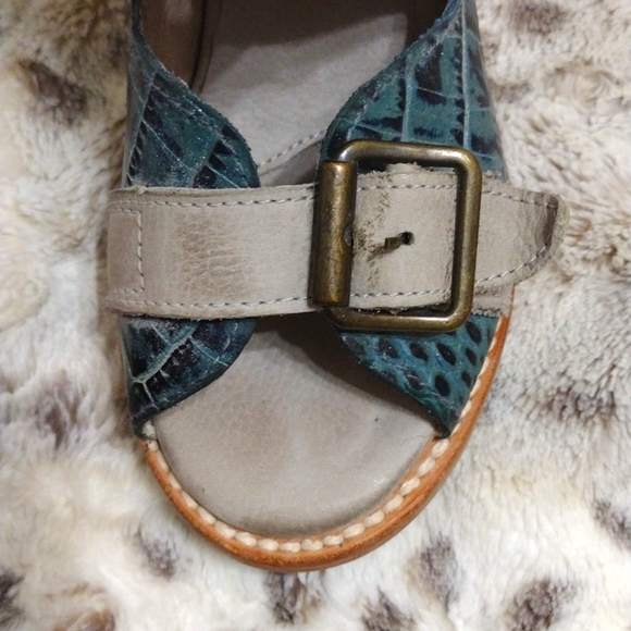 Freebird by Steven Bond Sandals - Picture 10 of 11